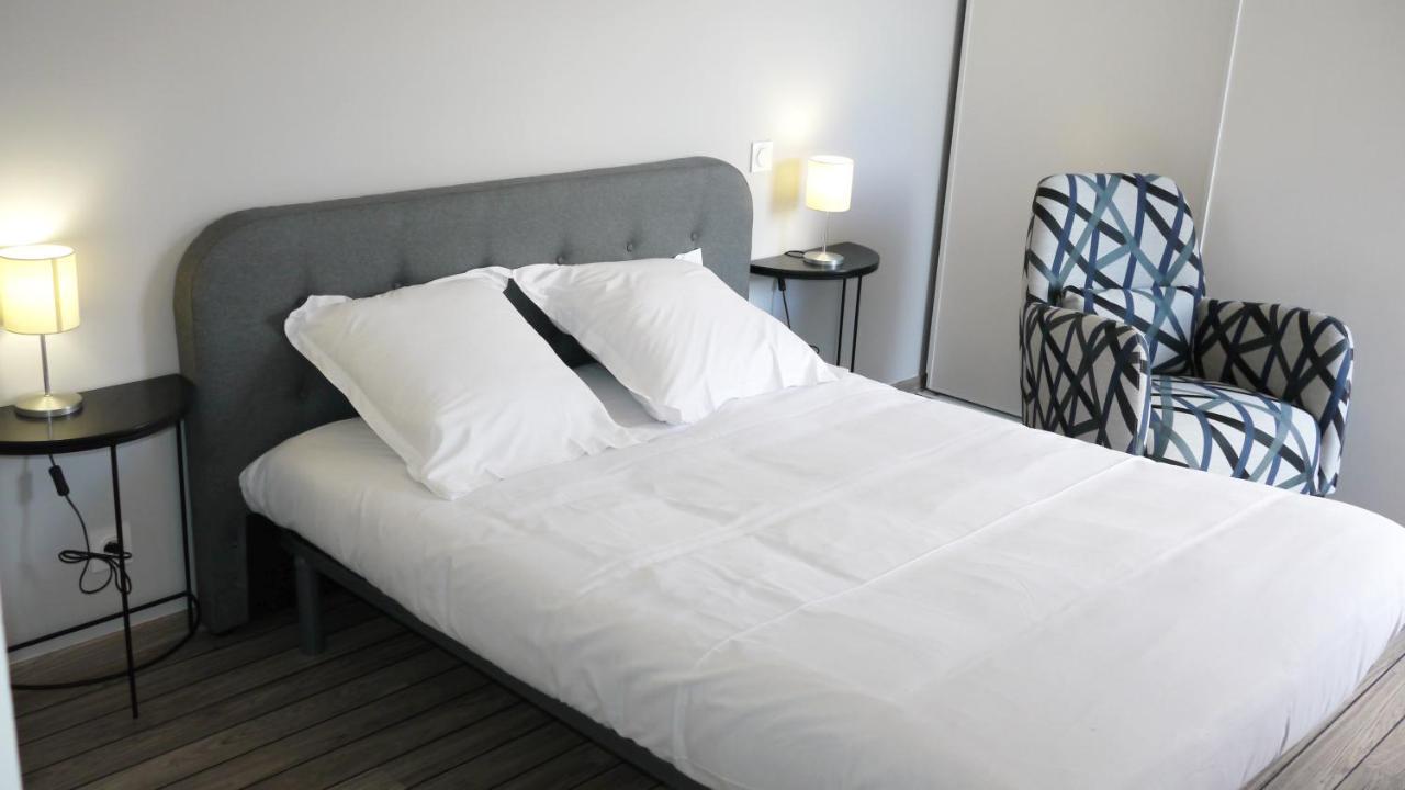 Le Square Hotel